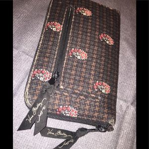 Vera Bradley’s 100% Cotton, Quilted Wallet